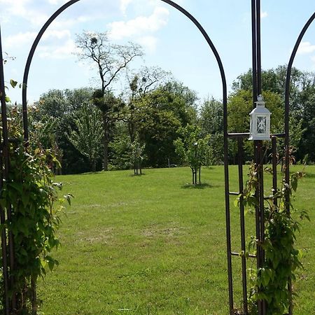 Hotel Le Manoir Des Aromes Brugny-Vaudancourt Esterno foto