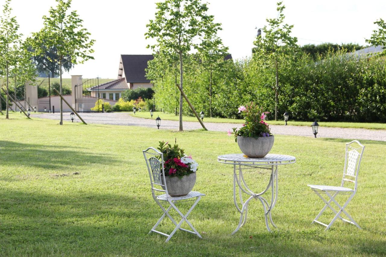 Hotel Le Manoir Des Aromes Brugny-Vaudancourt Esterno foto