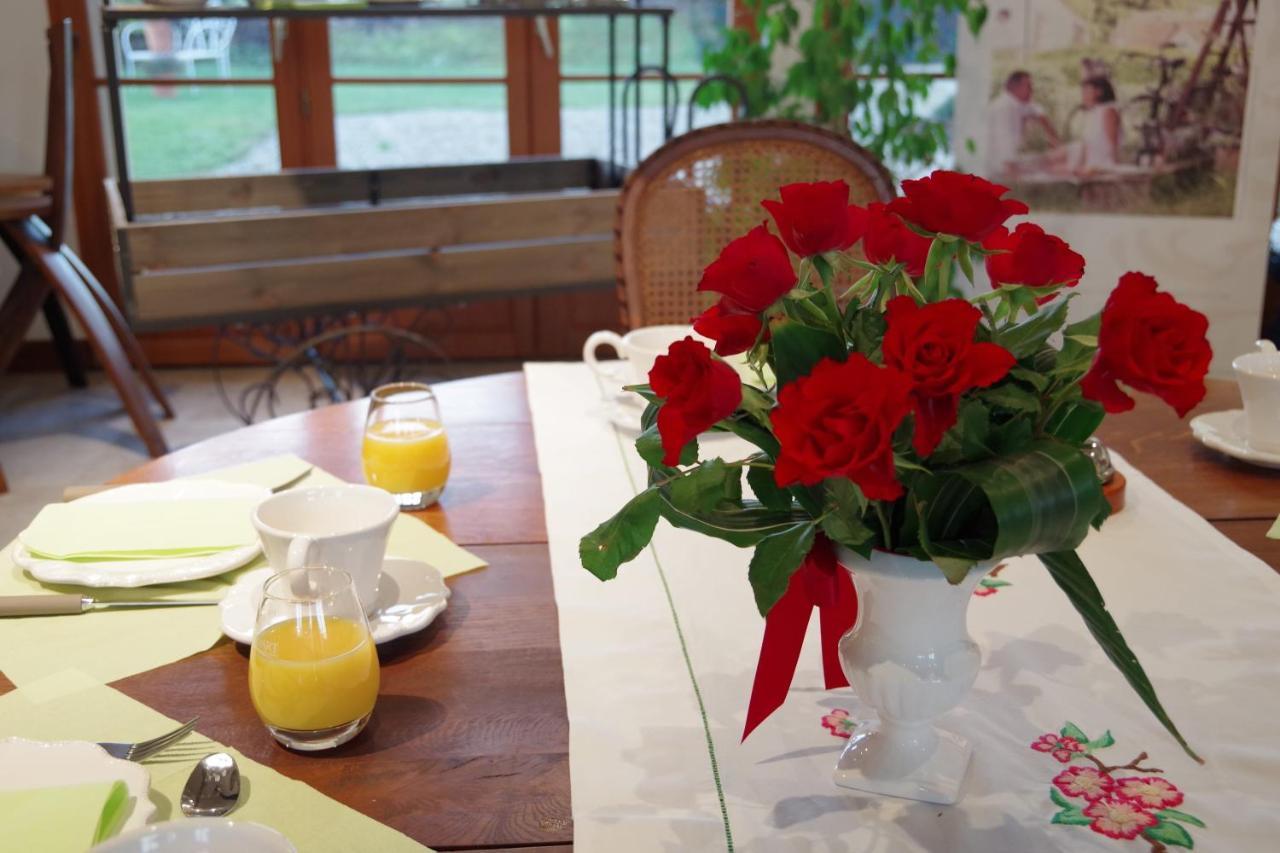Hotel Le Manoir Des Aromes Brugny-Vaudancourt Esterno foto